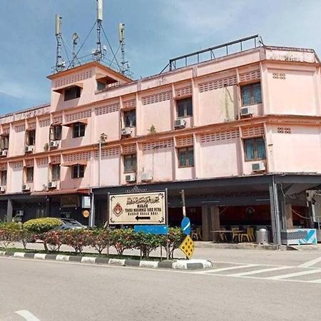 Spot On 89994 Rz Gold Hotel Kuala Kerai Екстериор снимка